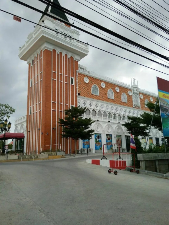 Boathouse Hua Hin Condo