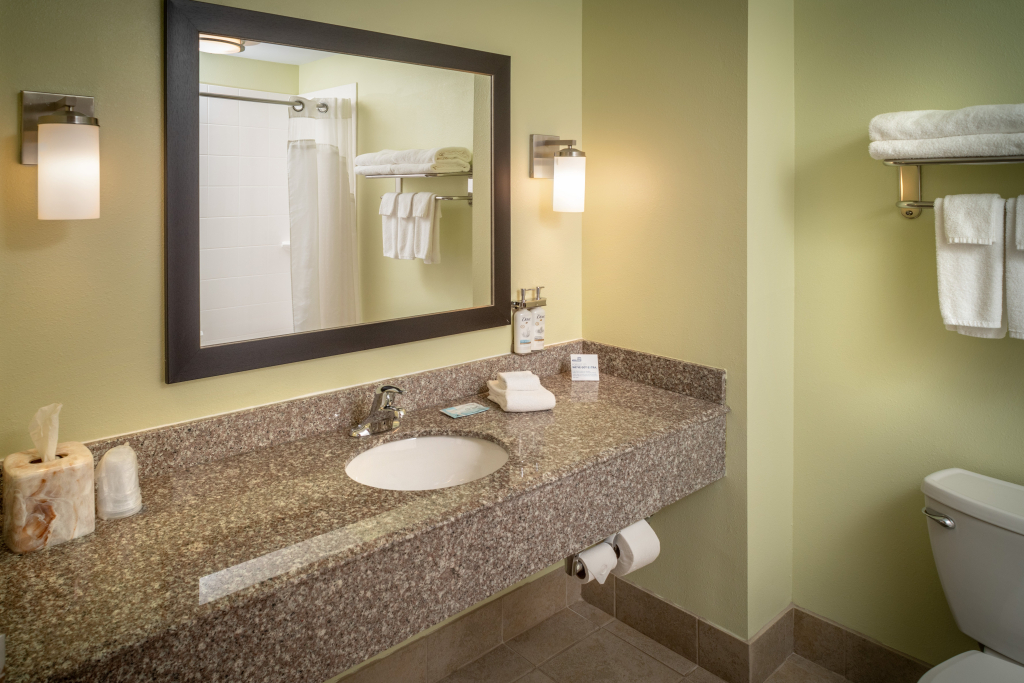 Holiday Inn Express & Suites Lebanon by IHG
