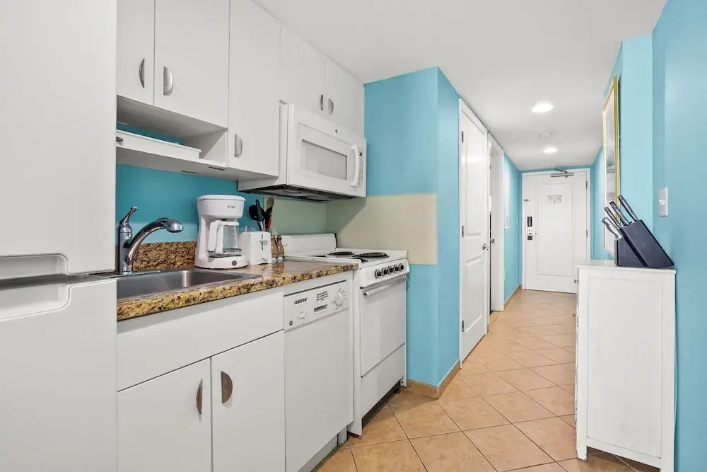Avista Resort 1503 1 Bedroom Condo by RedAwning