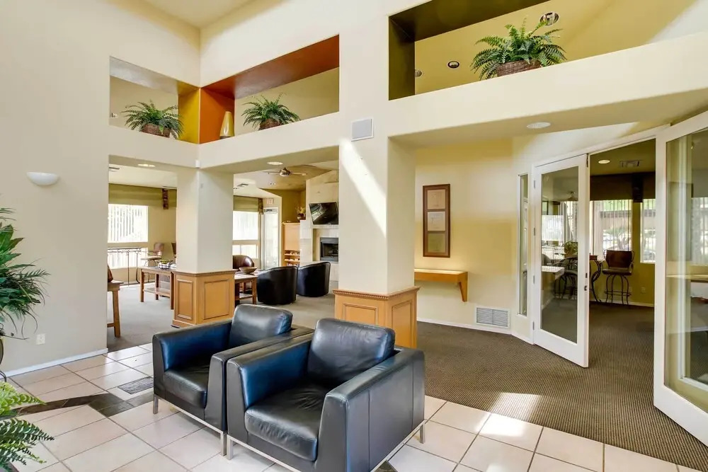 12 Mi to Old Town: Condo w/ Pool & Balcony!
