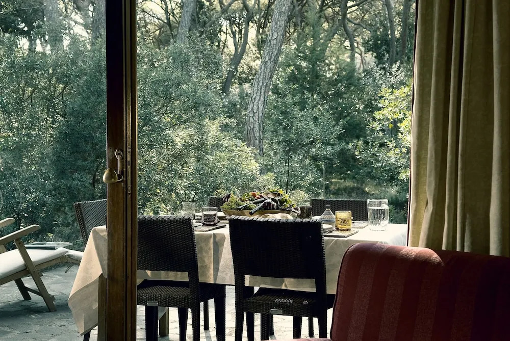 Roccamare Residence