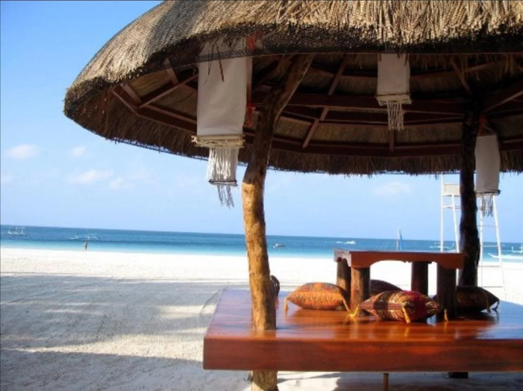 Sur Beach Resort Boracay