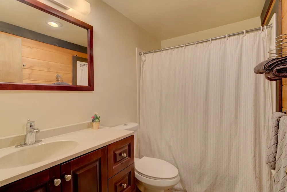 Pole House #14 by Village Properties at Sunriver
