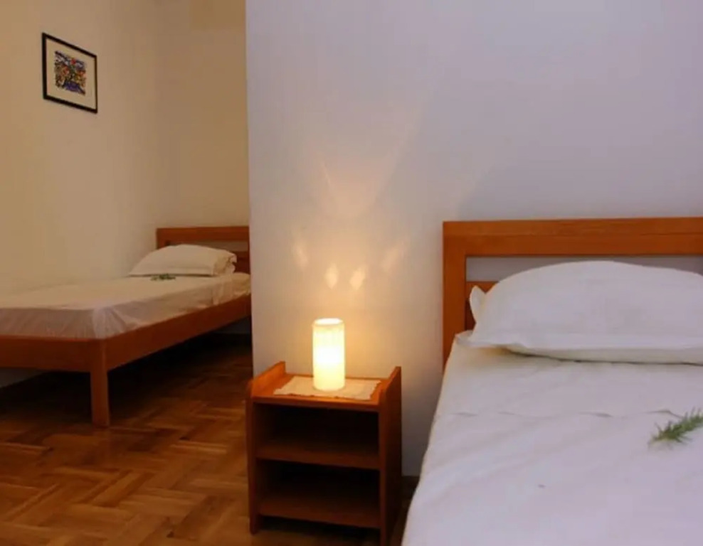 Ida Apartments