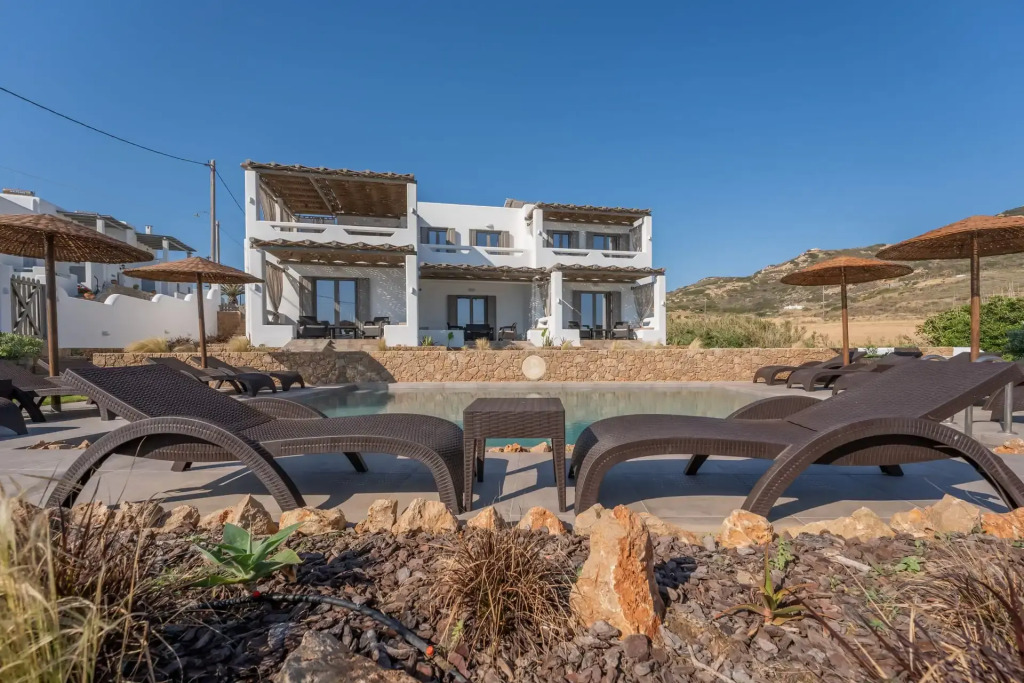 Skyros Trias