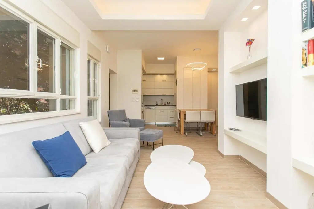 Carmel Boutique Apartments - Urban Forest
