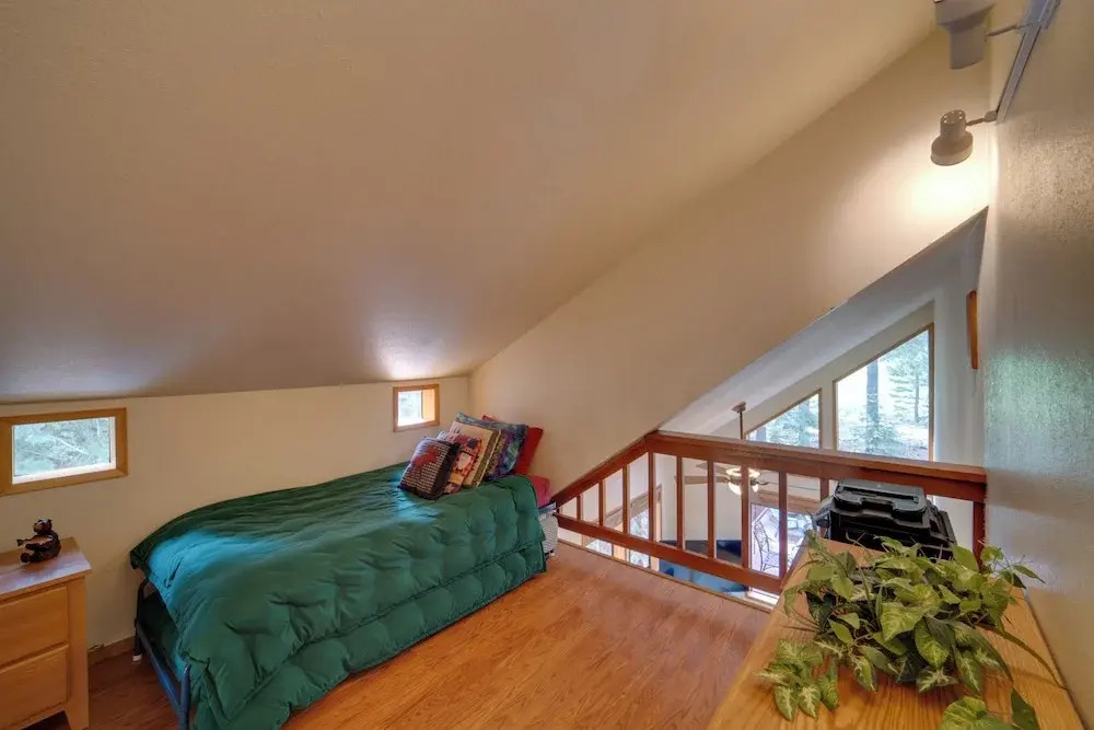 Truckee Home w/ Private Hot Tub on a Golf Course