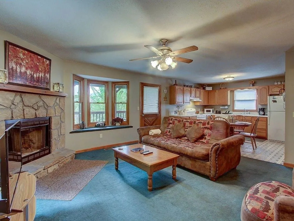 Dreamweaver 1 Bedroom 1 Bathroom Cabin