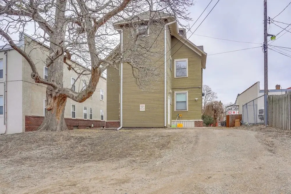 Cozy Minneapolis Apartment, 1 Mi to Downtown!