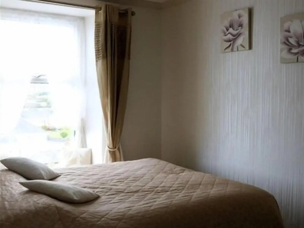 Plas Isa Hotel