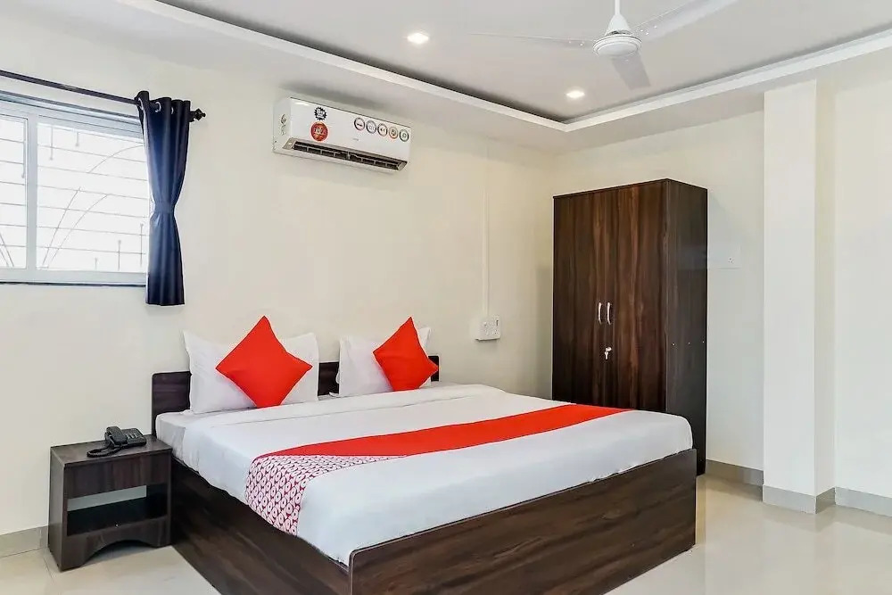 United Star Hotel By OYO Rooms