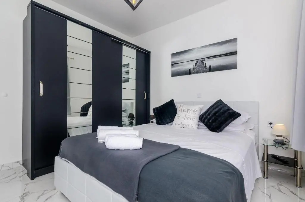 Mata Family Apartments