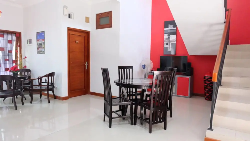Homestay Syariah Ambarukmo Plaza by Simply Homy