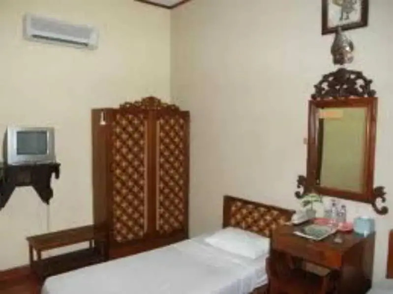 Istana Batik Ratna