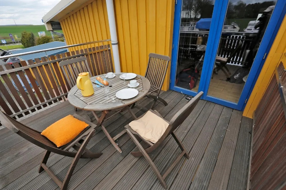 Budget Apartments at Niderviller Marina by Kuhnle-Tours