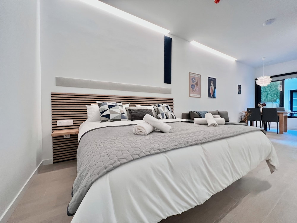 Sorolla Urban Suites