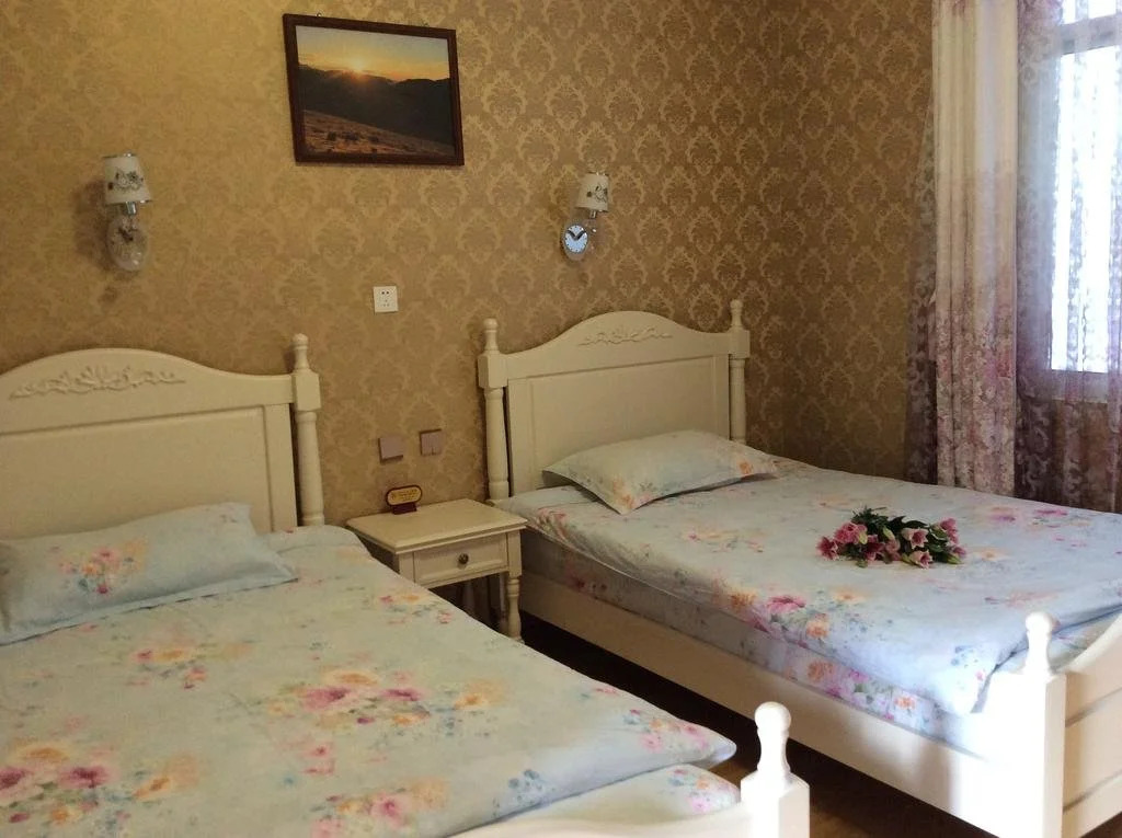 Flowers  Leaves Holiday Hotel