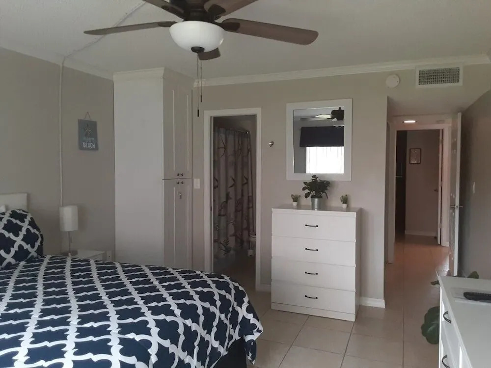Pelican Inlet C117