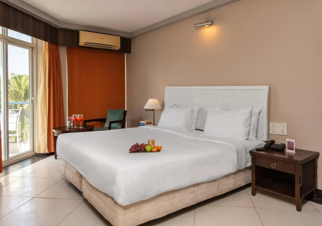 Living Room by Seasons Hotels