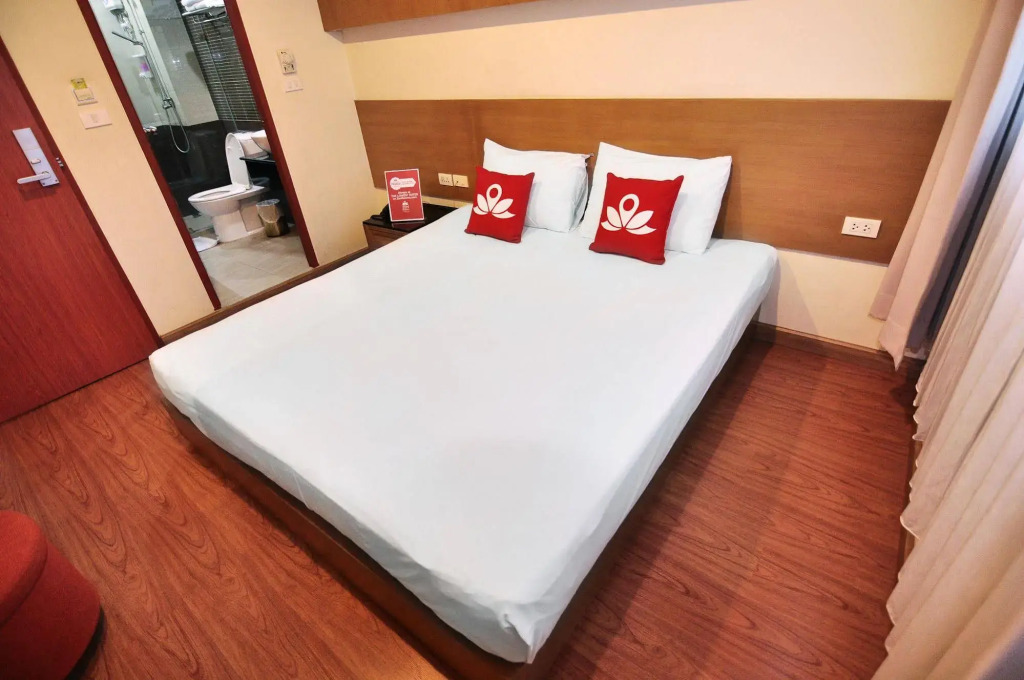 ZEN Rooms Surawong