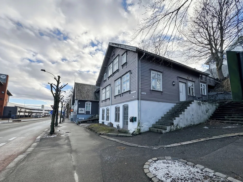 Central BnB Apartment Nr6 Stavanger 4 Bedrooms