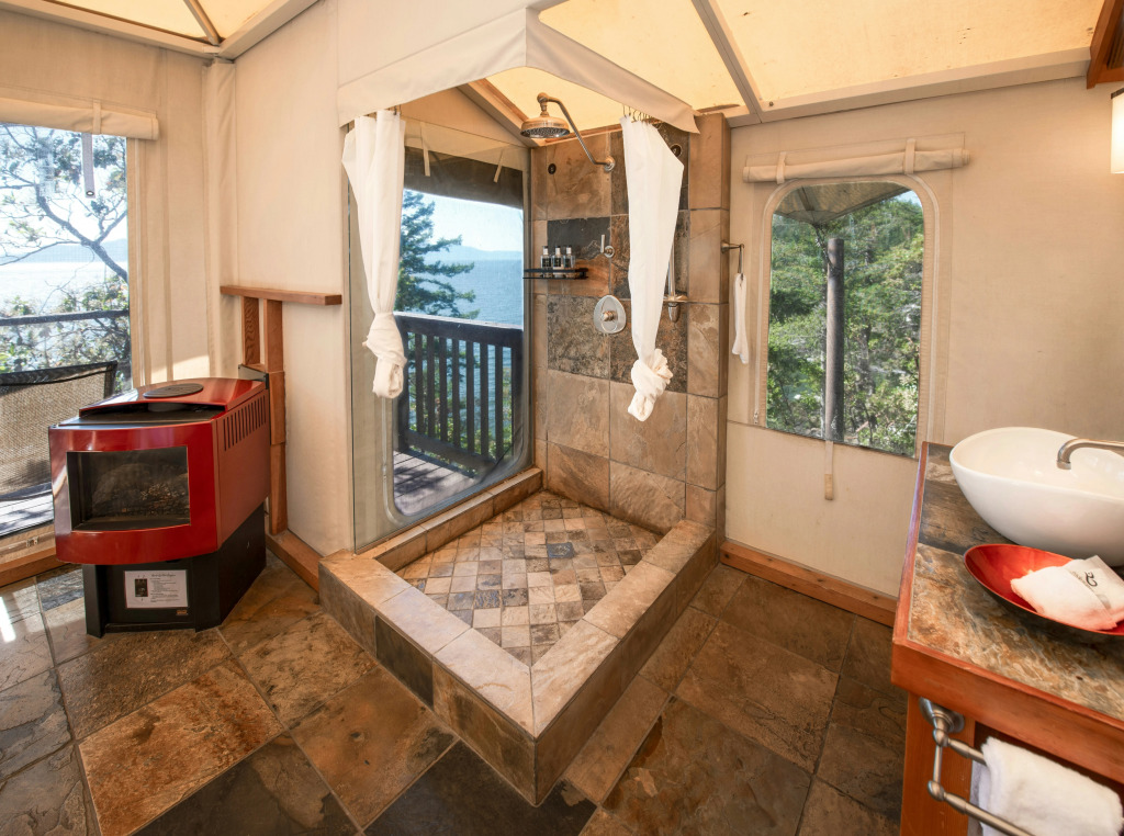 Rockwater Secret Cove Resort