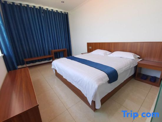 Ruoshu Homestay (Qingdao Lingshan Island)