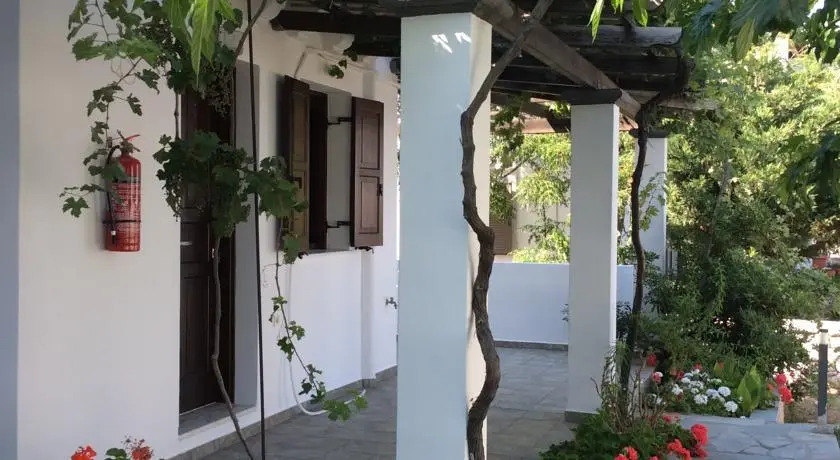 Eleana Studios