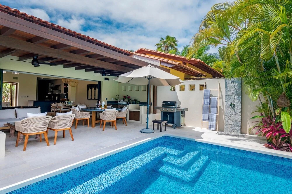 Sunny Vacation Villa 57