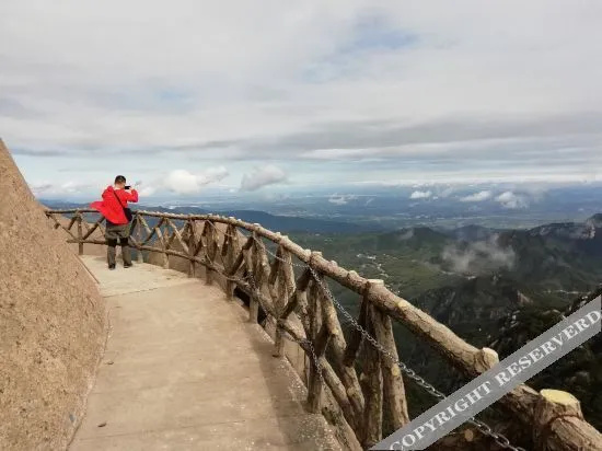 Xinxi Renjia Guesthouse