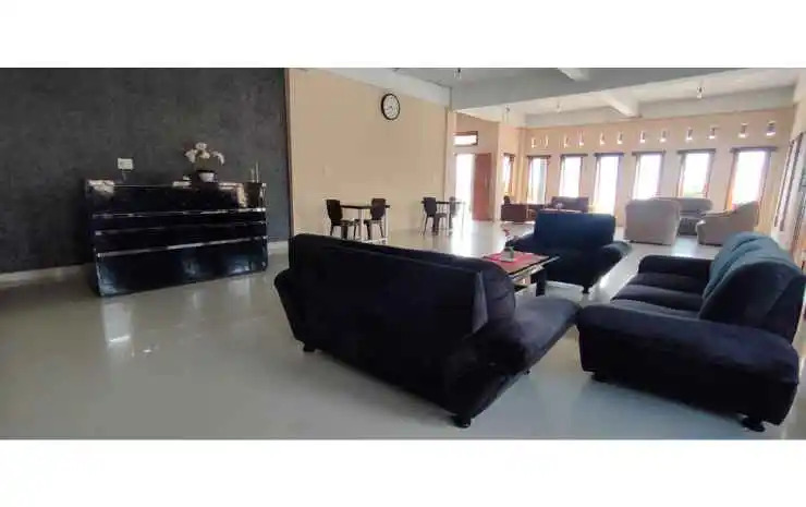 Hotel Raja Samosir