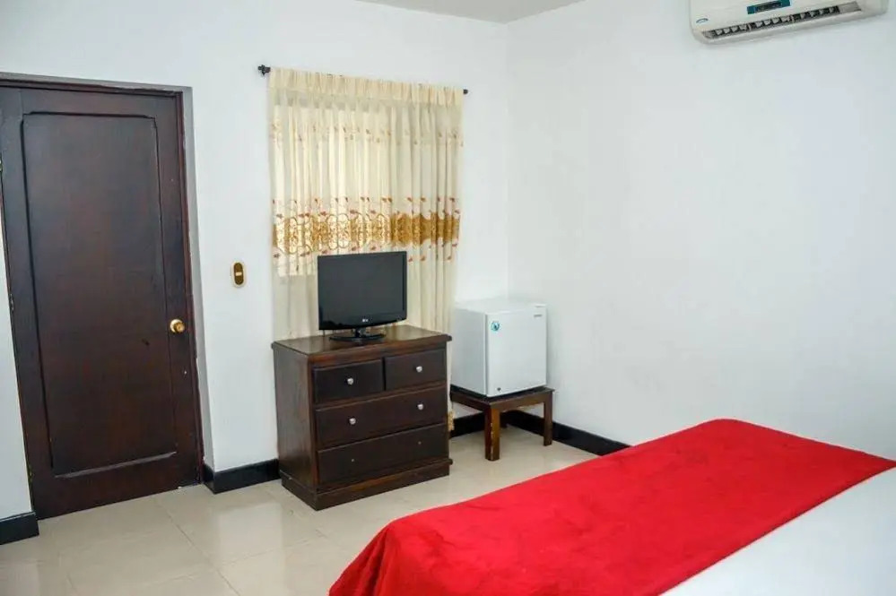Hotel D'Caprices