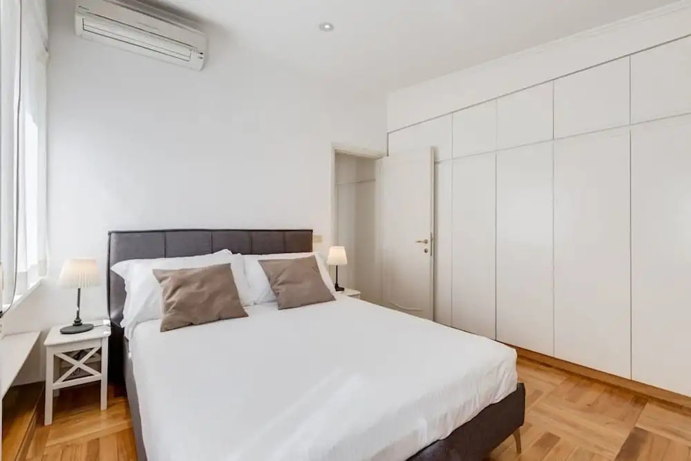 Elegant and Stylish Flat15min From the City Center