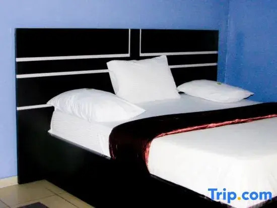 Londa Hotel and Suites-Guest Room
