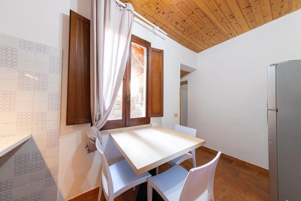 XXV Novembre apartments