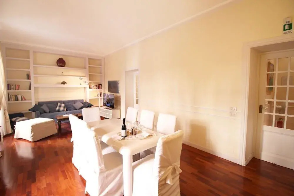 Prestigious Family Apt near St. Peter