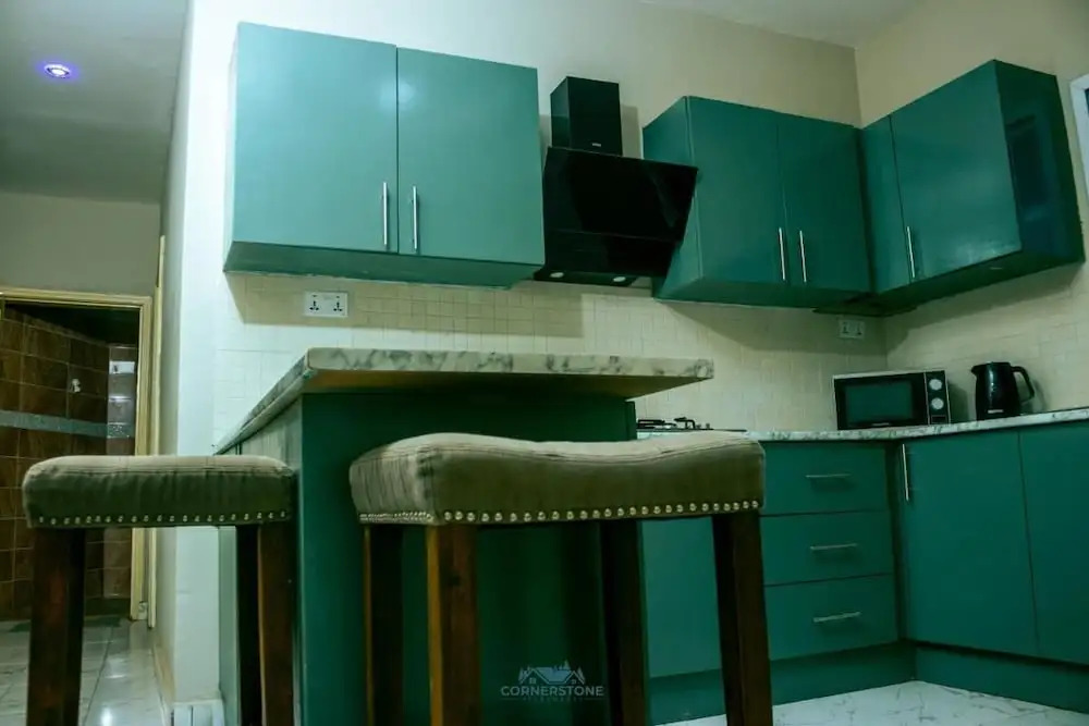 CORNERSTONE APARTMENTS
