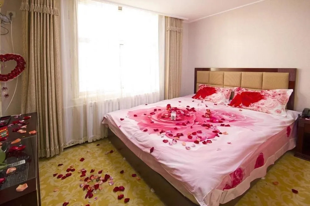 Dongfangzhidao Business Hotel