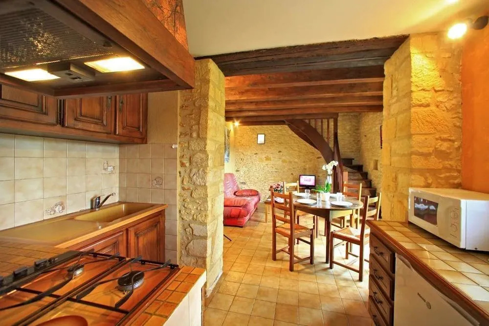 COMBAS village de gites