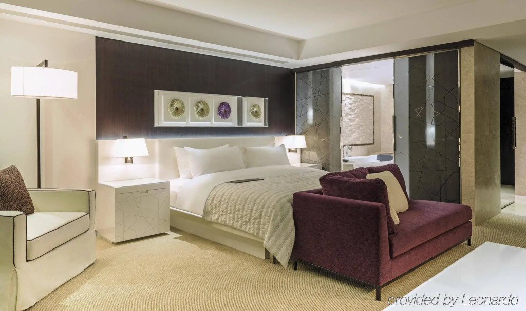 Le Méridien Dubai Hotel & Conference Centre