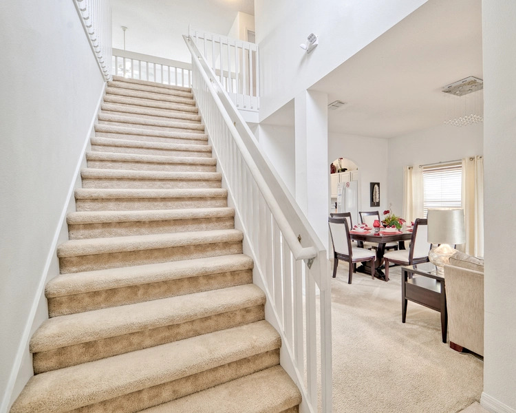 Fabulous 5 Bed Villa In Popular Location