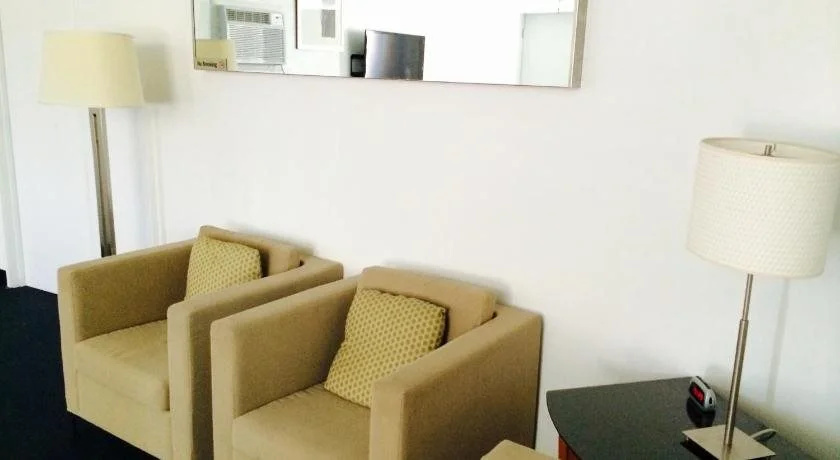 American Suites El Dorado