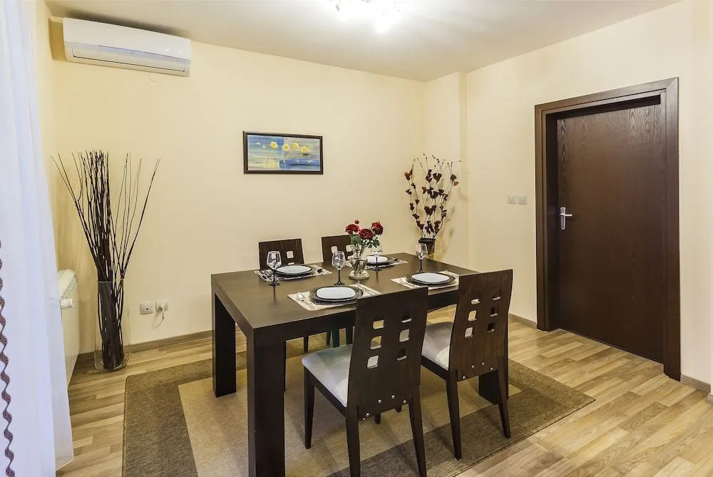Lubata Apartments