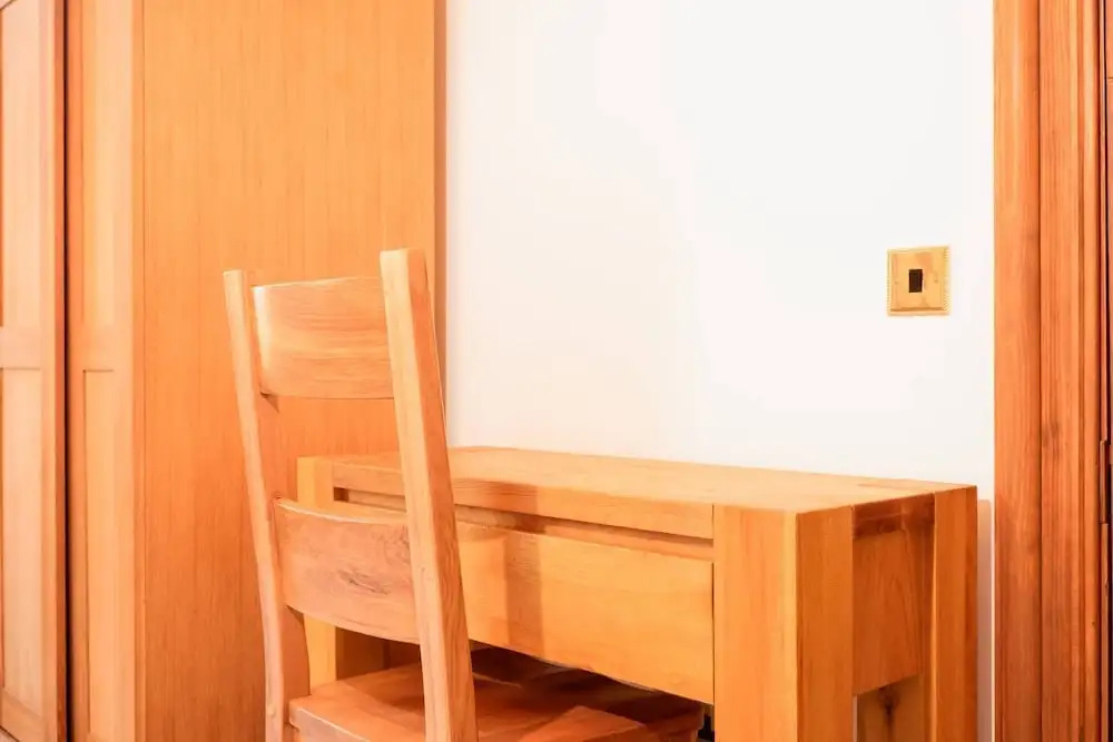 JOIVY 5 Bedroom Apt Near Meadows & George Square