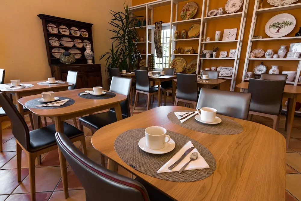 Hotel Les Restanques De Moustiers