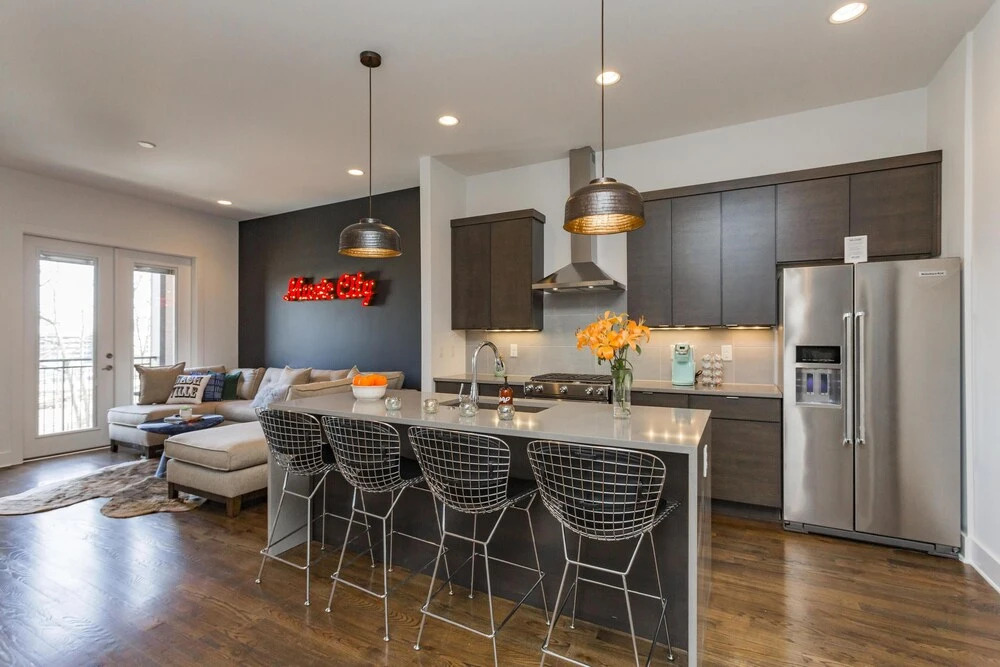 Bach Plex Sleep up to 48! Downtown Views & Tons of Outdoor Space!