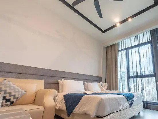 Wodages@Expressionz Professional Suites Service Apartment