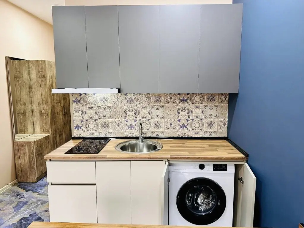 Apartment Memed Kontselidze 14
