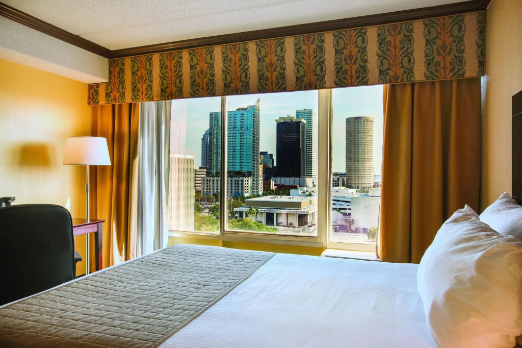 The Barrymore Hotel Tampa Riverwalk