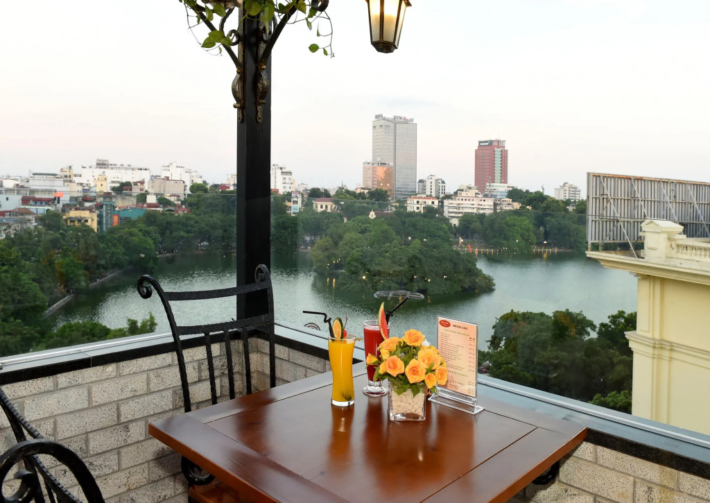 Centre Point Hanoi Hotel